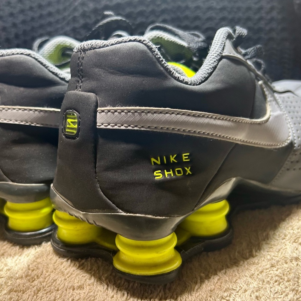 Nike Shox Black and Yellow Sneakers